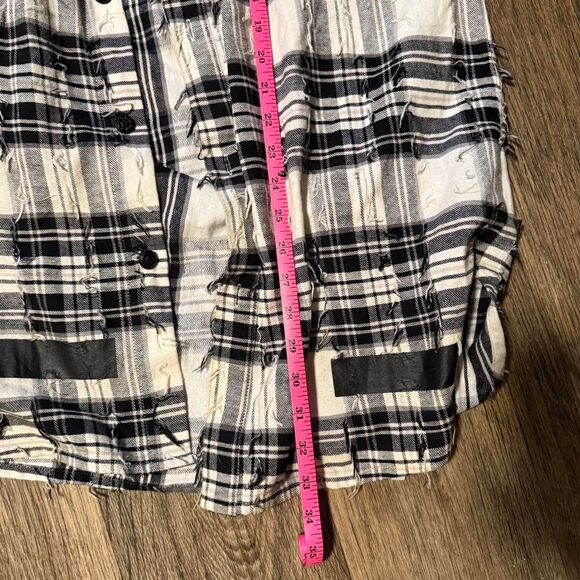 OFF-WHITE c/o VIRGIL ABLOH T™ Distressed Spray Paint Flannel Shirt Size M - Picture 5 of 7